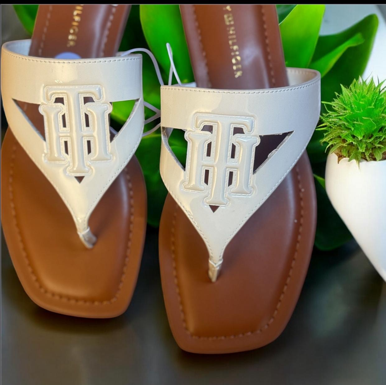Tommy Hilfiger Tremmy cutout logo sandals ivory