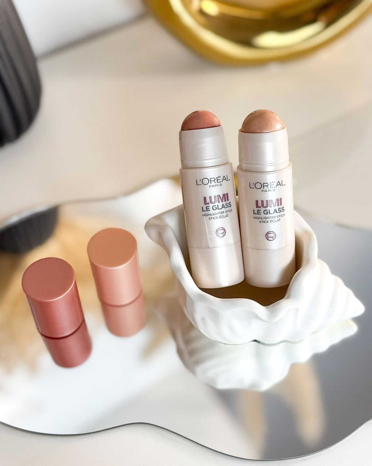 Loreal Lumi Le Glass Highlighter Stick